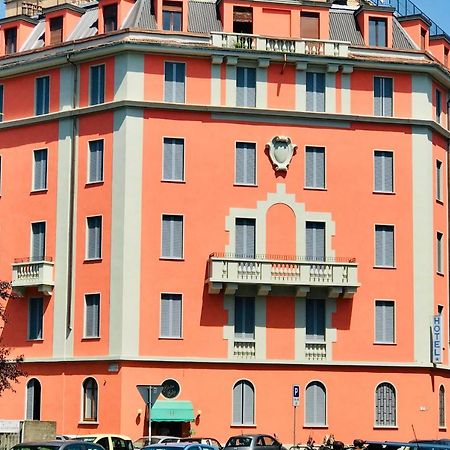 Hotel Edy Milan Luaran gambar