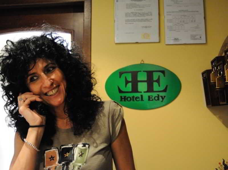 Hotel Edy Milan Luaran gambar