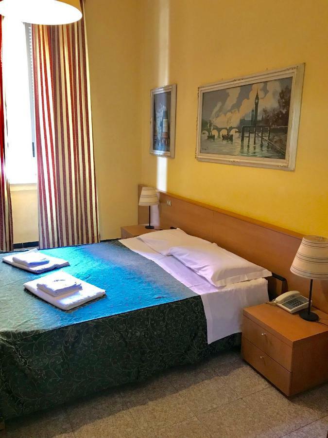 Hotel Edy Milan Luaran gambar