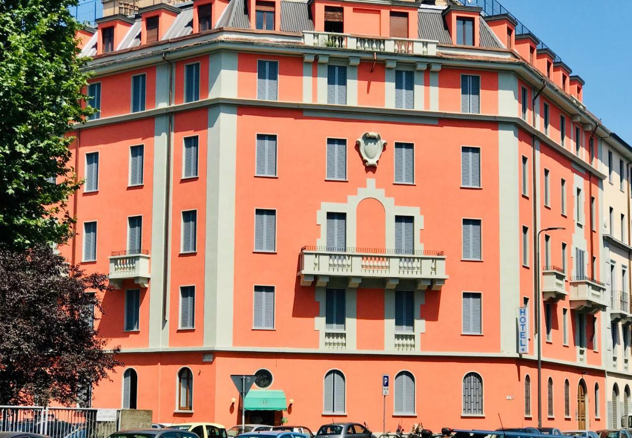 Hotel Edy Milan Luaran gambar