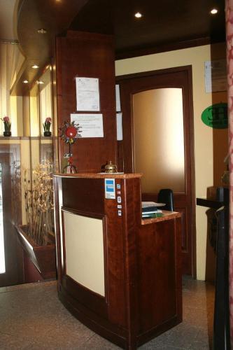 Hotel Edy Milan Luaran gambar